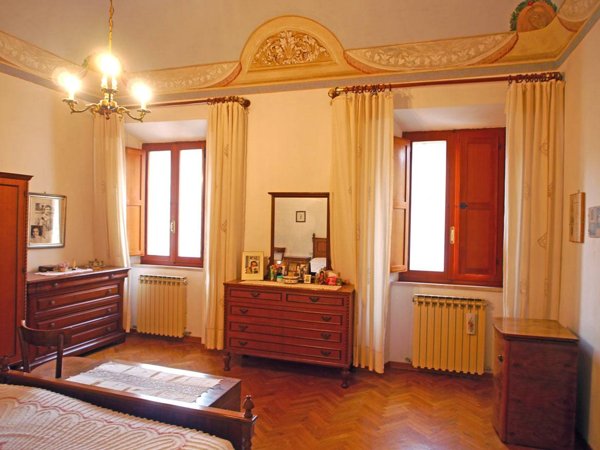 appartamento in vendita a Prato in zona Castelnuovo