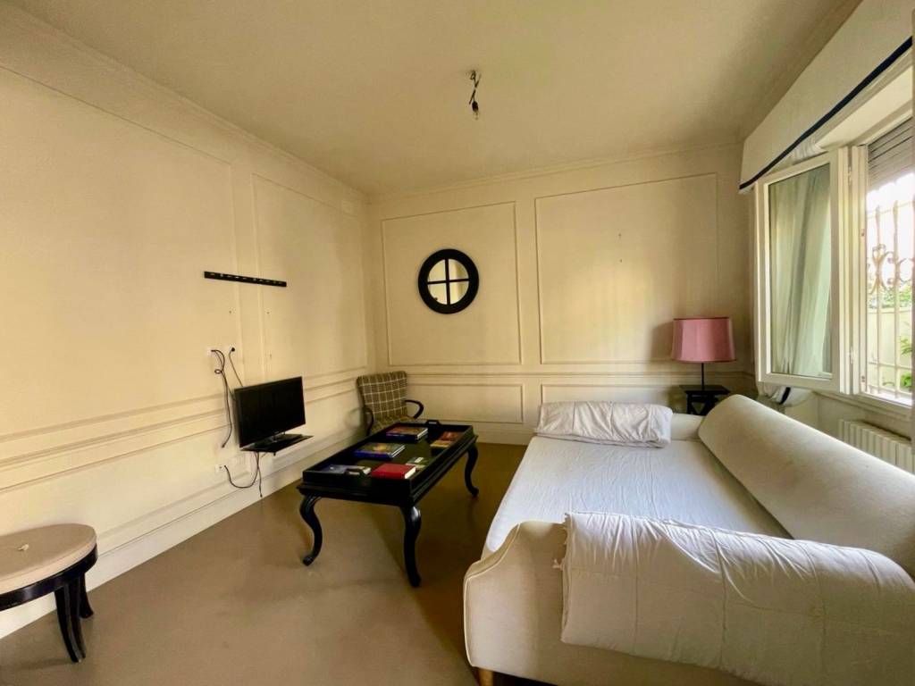 casa indipendente in vendita a Prato in zona Grignano