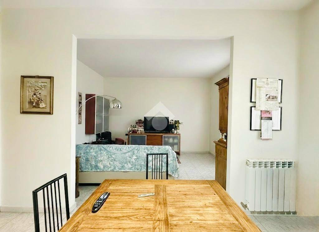 casa indipendente in vendita a Prato in zona Sant'Ippolito