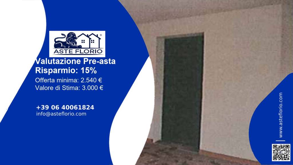 locale commerciale in vendita a Prato in zona San Giusto