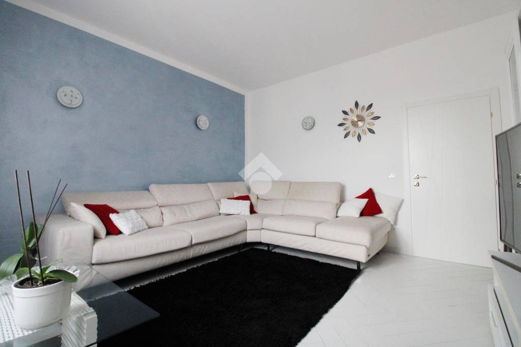 appartamento in vendita a Prato in zona I Ciliani