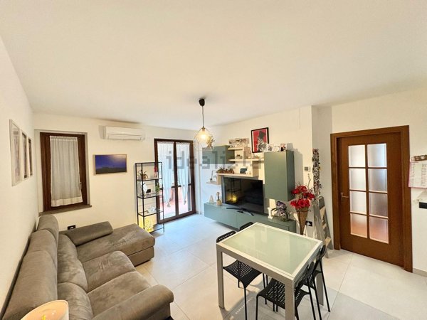 appartamento in vendita a Prato in zona Paperino