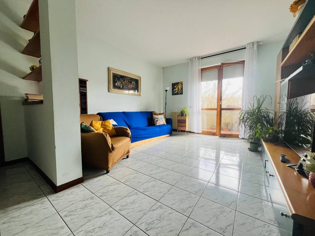 appartamento in vendita a Prato in zona Iolo