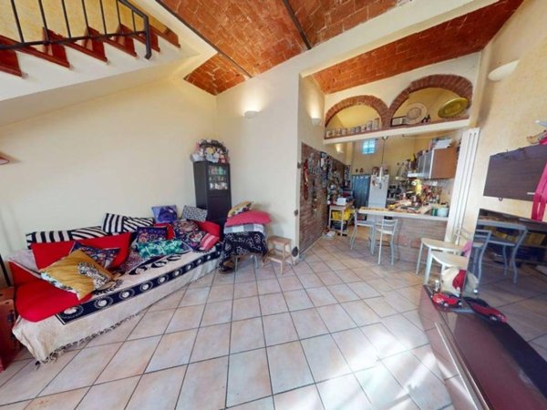 casa indipendente in vendita a Prato in zona Galciana