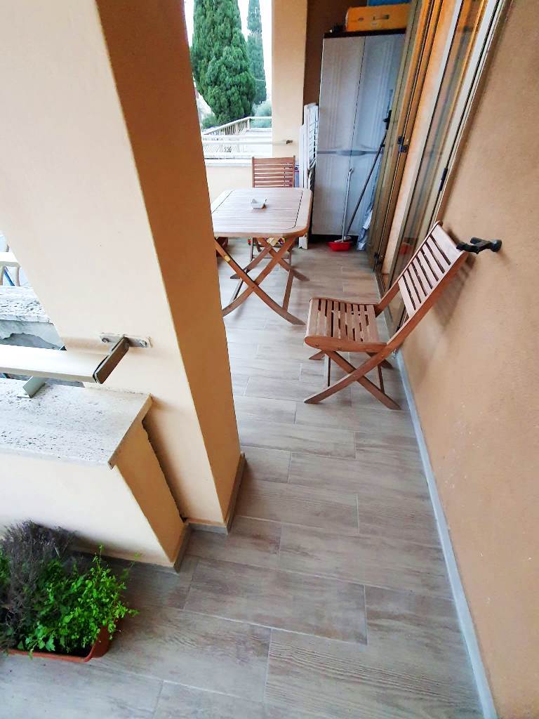 appartamento in vendita a Prato in zona Castelnuovo