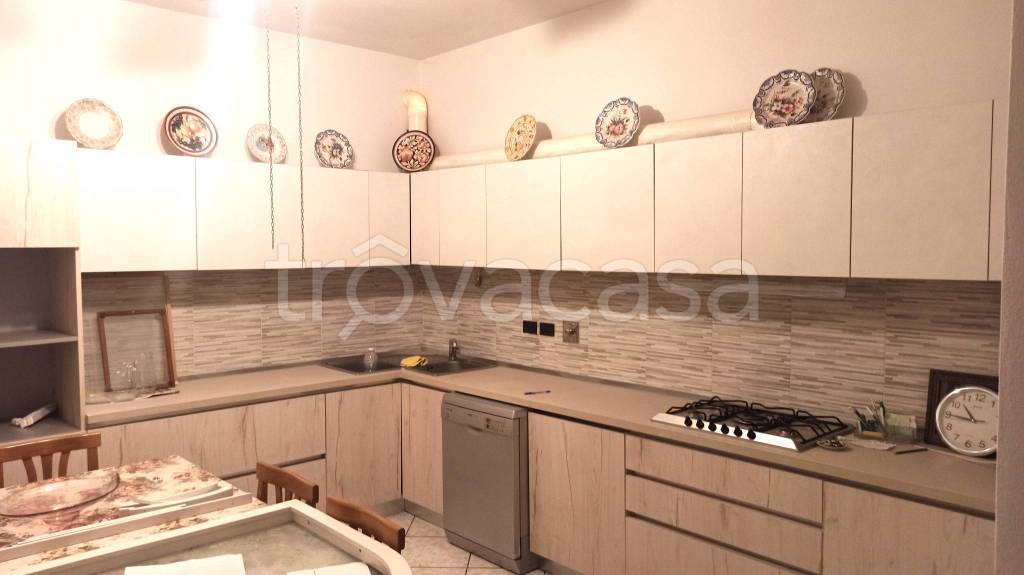 appartamento in vendita a Prato in zona Grignano