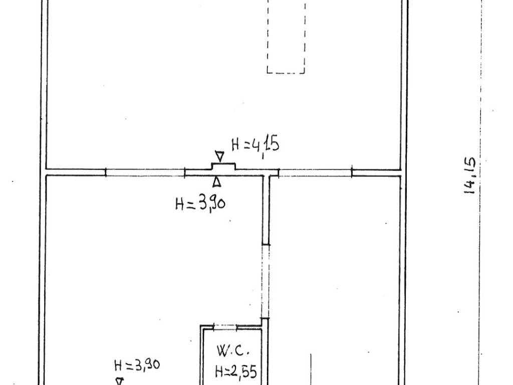 locale commerciale in vendita a Prato in zona Iolo
