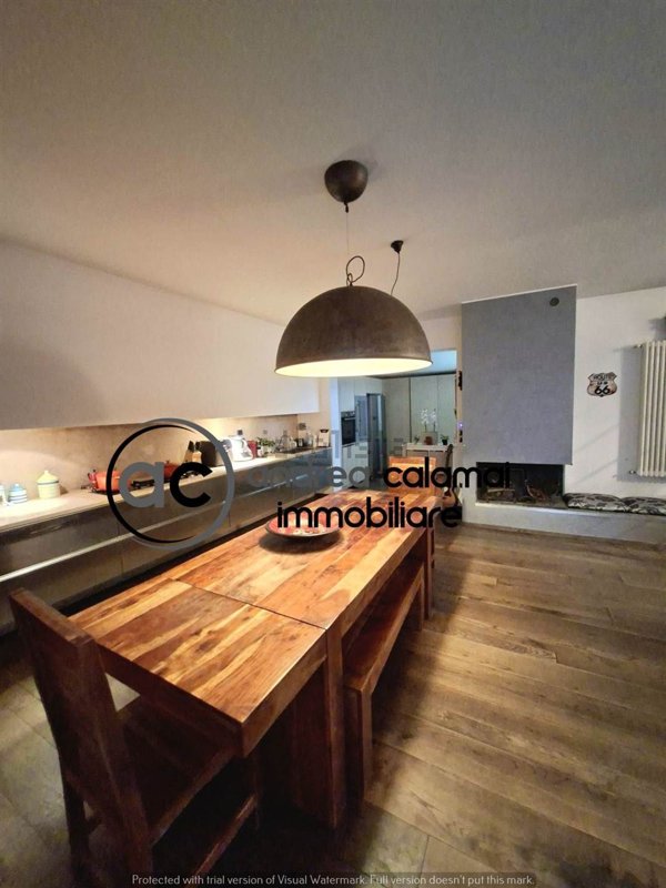 casa indipendente in vendita a Prato