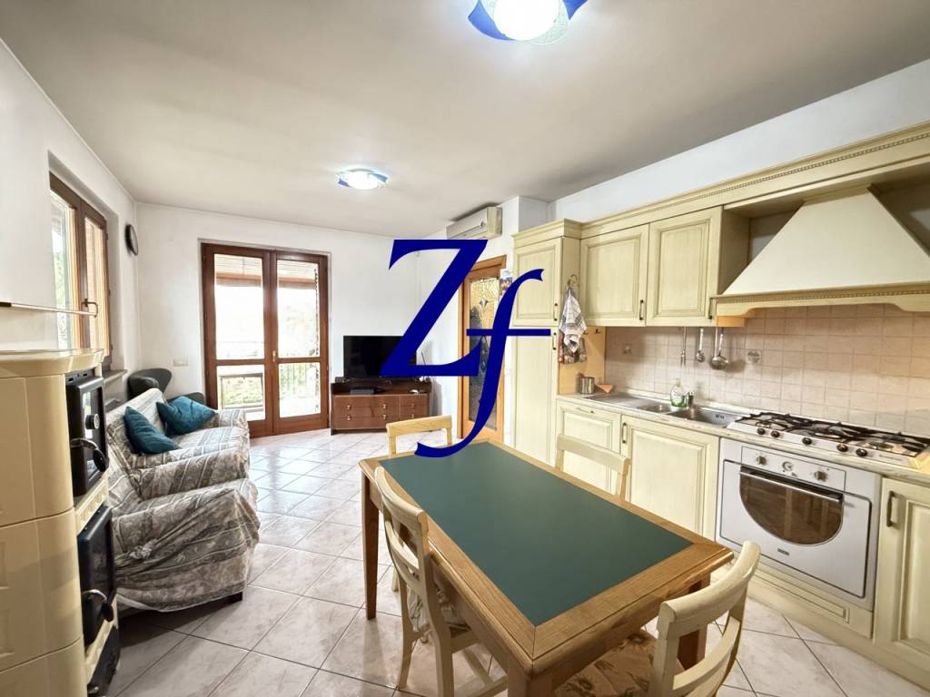 appartamento in vendita a Prato in zona La Querce