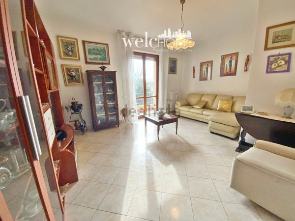 appartamento in vendita a Prato in zona Paperino