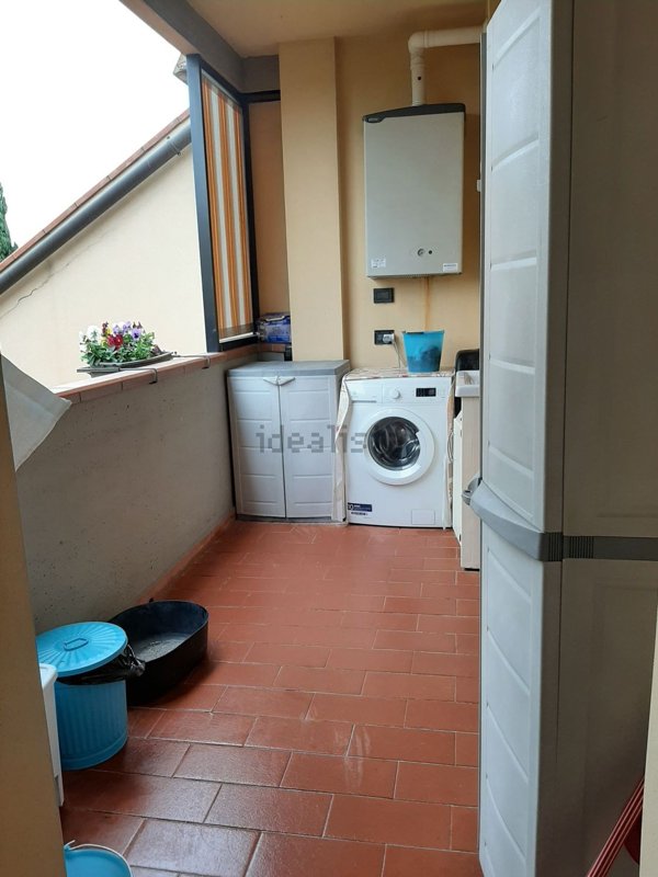 appartamento in vendita a Prato in zona Tavola