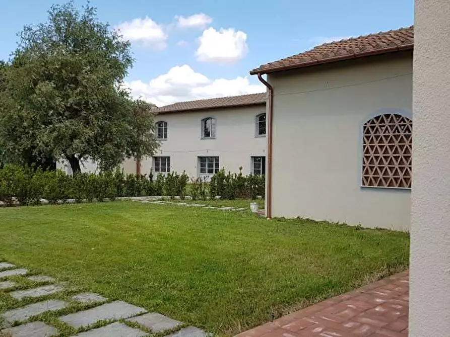 casa indipendente in vendita a Prato in zona Casale