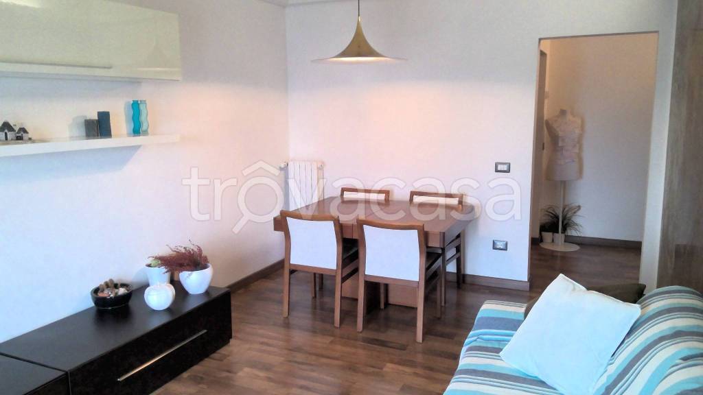 appartamento in vendita a Prato in zona Grignano