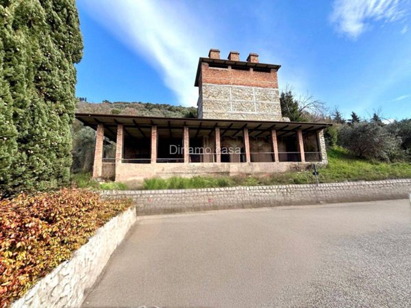 appartamento in vendita a Prato in zona La Macine