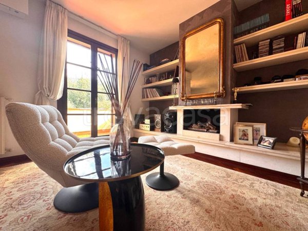 casa indipendente in vendita a Prato