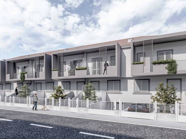 casa indipendente in vendita a Prato in zona San Martino