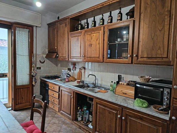 appartamento in vendita a Prato in zona Canneto