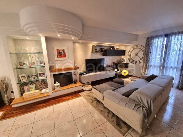 appartamento in vendita a Prato in zona Grignano