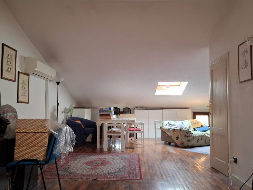 casa indipendente in vendita a Prato in zona Narnali