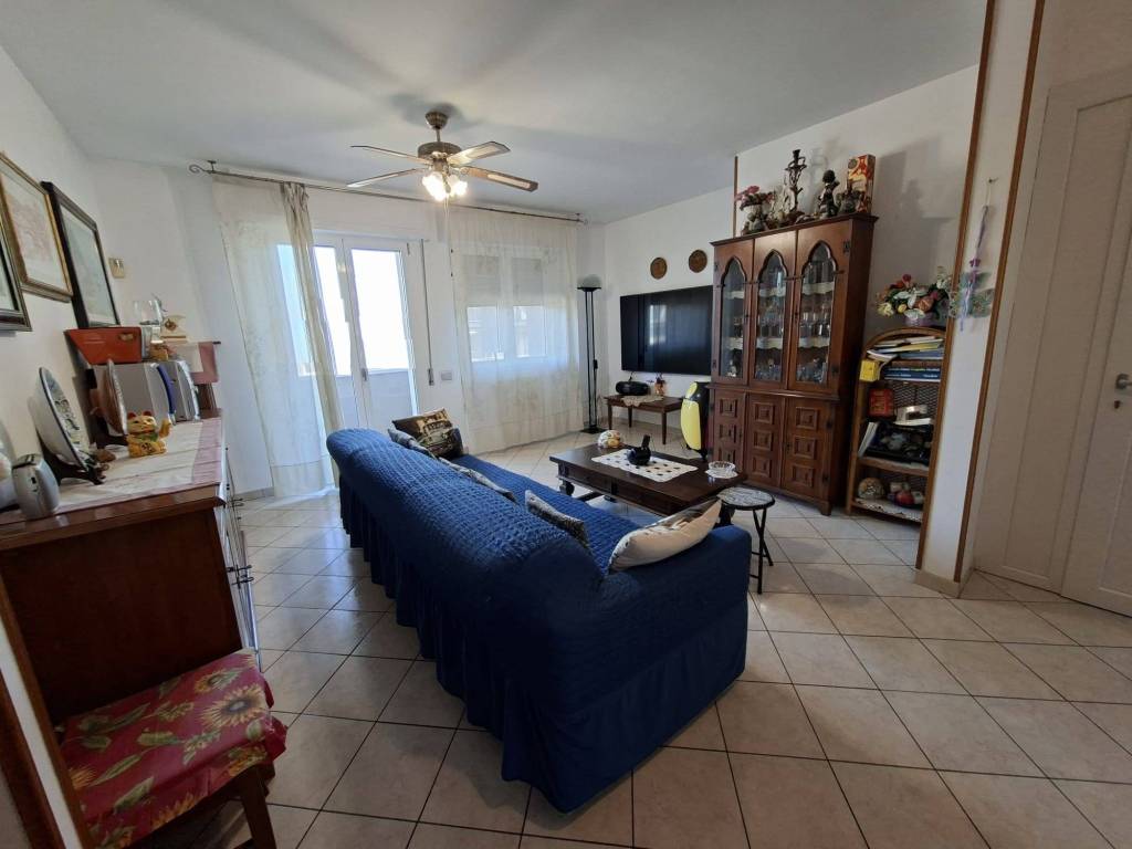 appartamento in vendita a Prato in zona Tavola