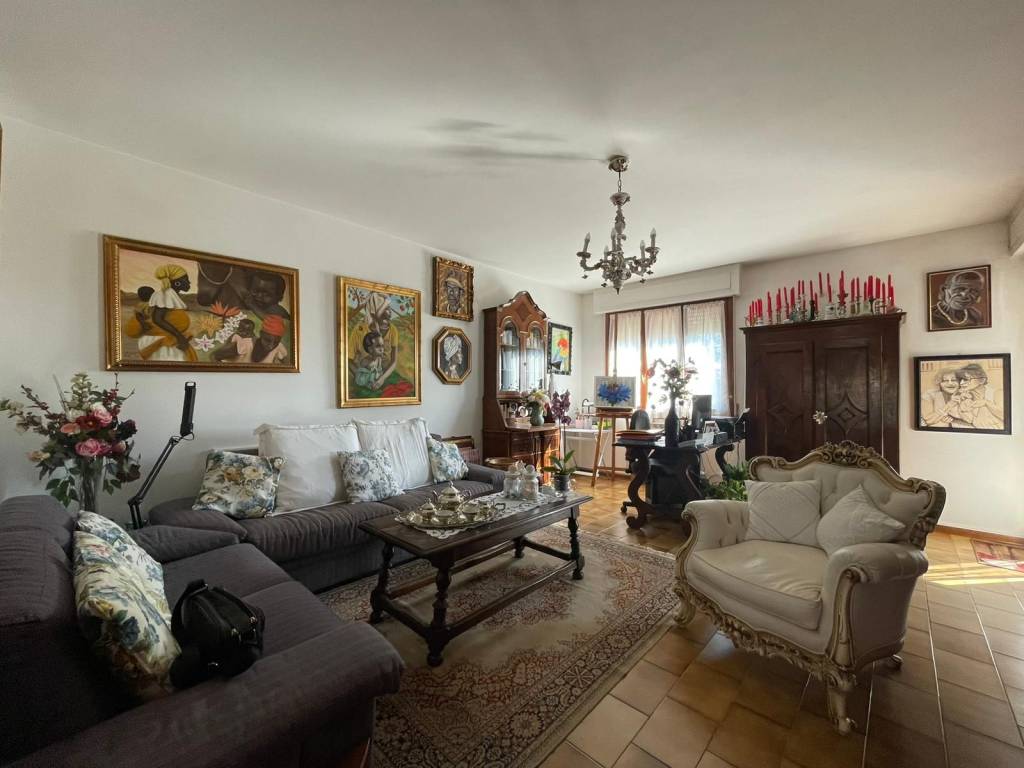 appartamento in vendita a Prato