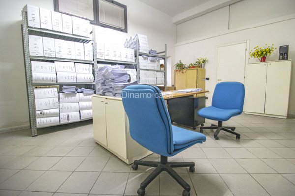 negozio in vendita a Prato