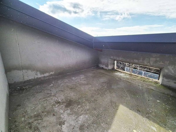 appartamento in vendita a Prato in zona La Querce