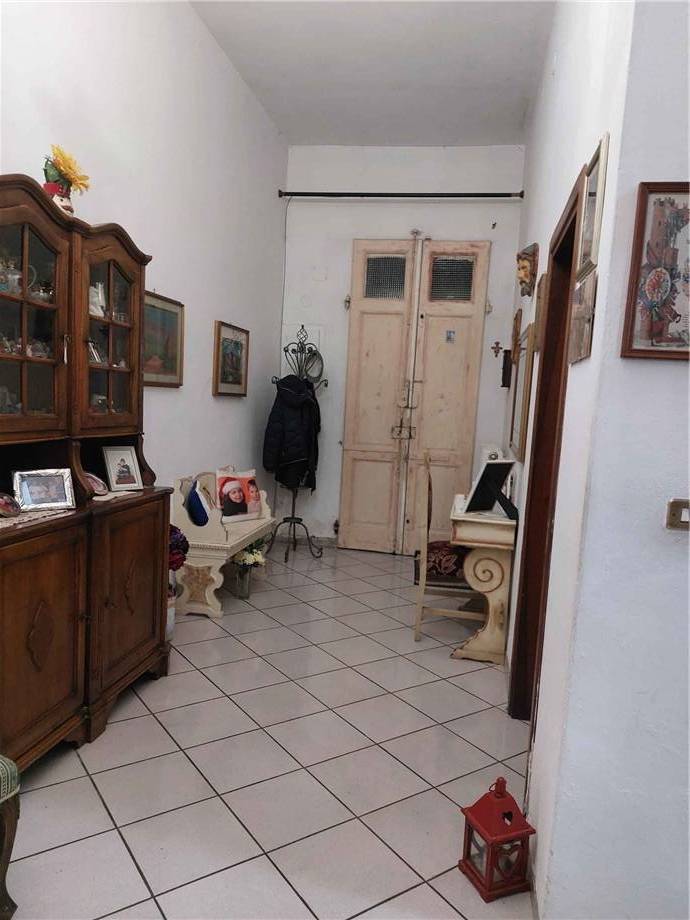 casa indipendente in vendita a Prato