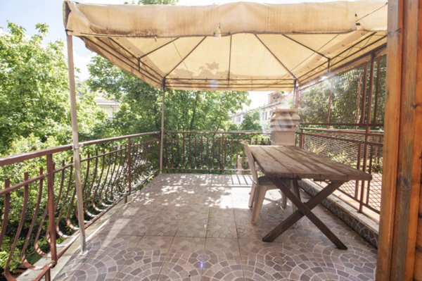 casa indipendente in vendita a Prato