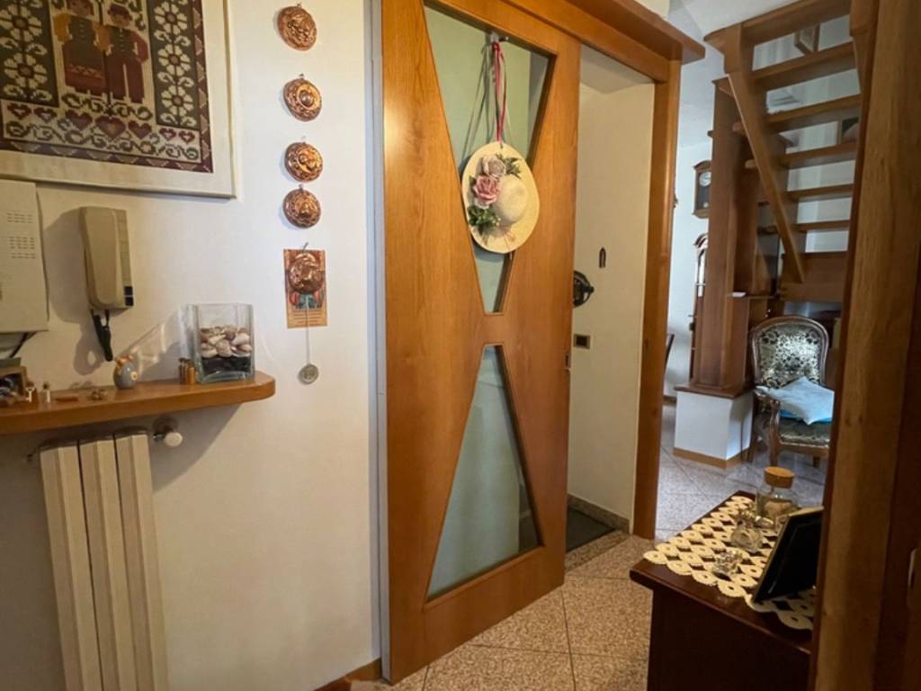 casa indipendente in vendita a Prato in zona Casale