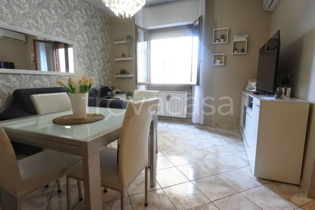 appartamento in vendita a Prato in zona San Martino