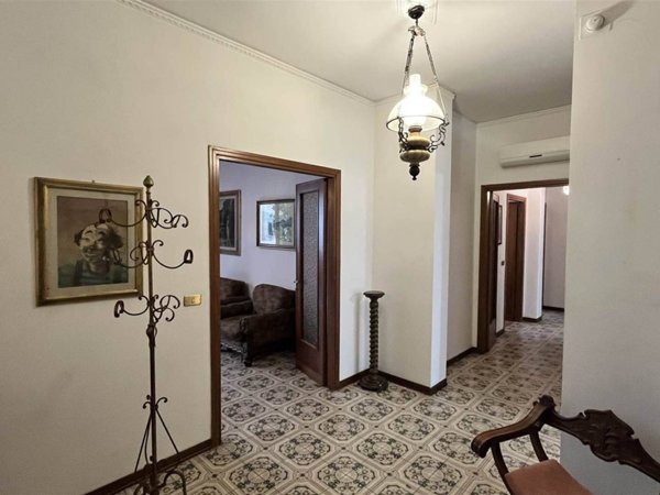 appartamento in vendita a Prato in zona Santa Lucia