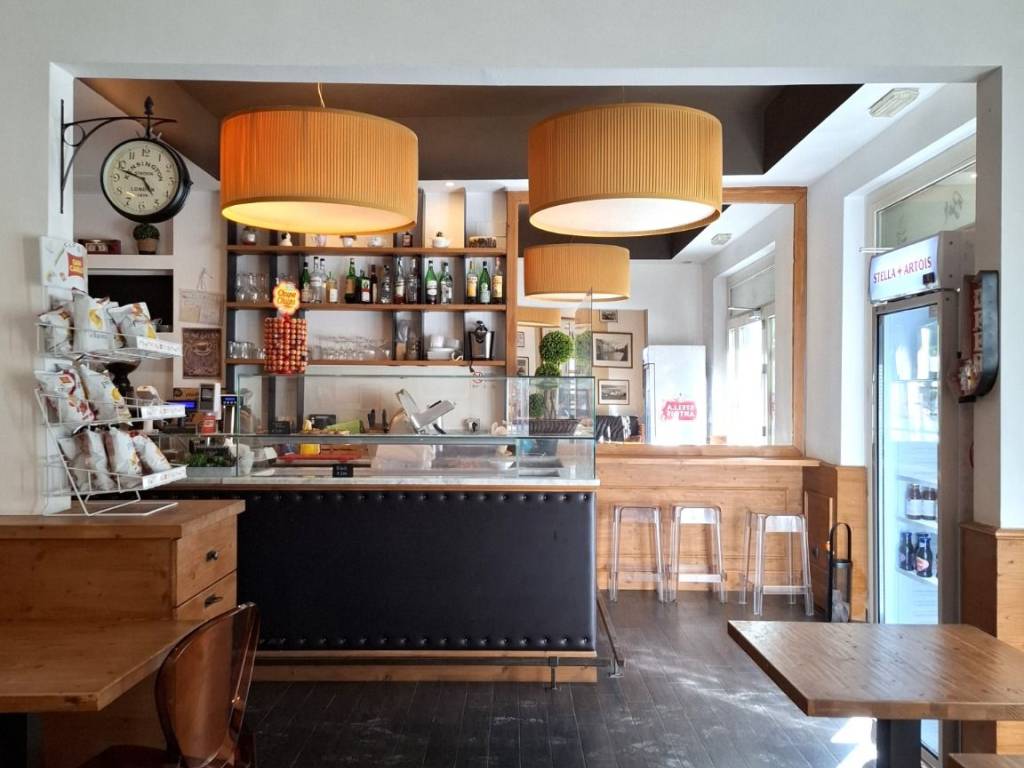 negozio in vendita a Prato