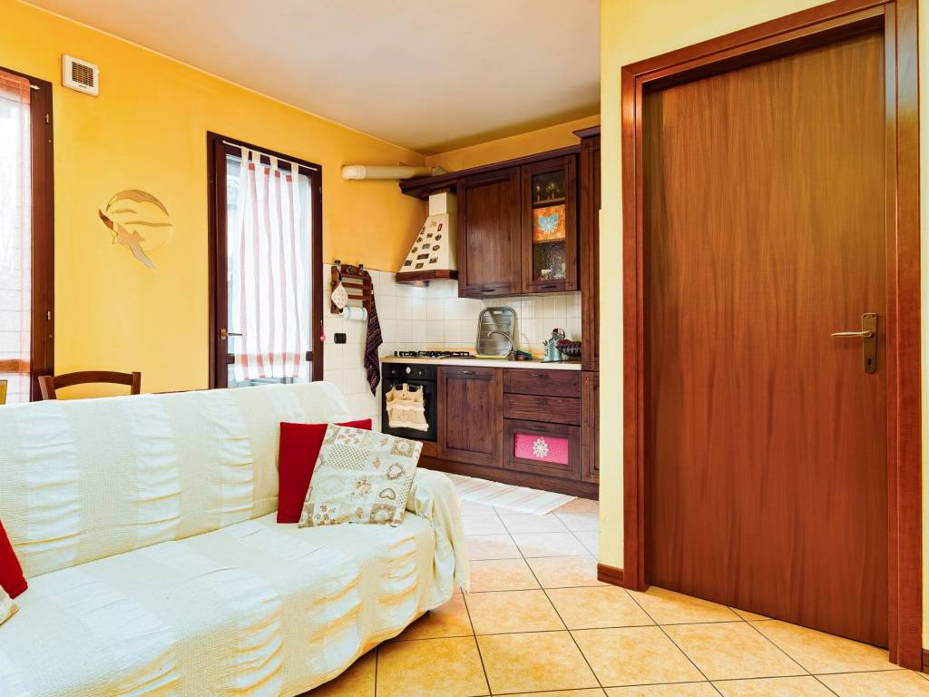 appartamento in vendita a Prato in zona Fontanelle