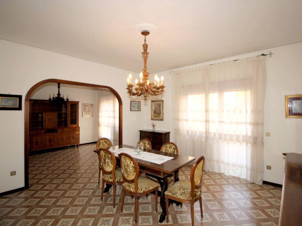 appartamento in vendita a Prato in zona Coiano