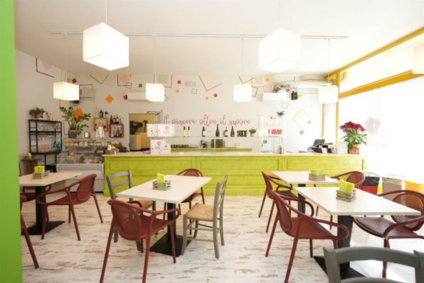 negozio in vendita a Prato