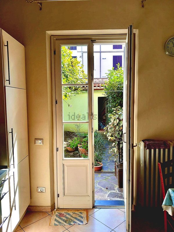 casa indipendente in vendita a Prato