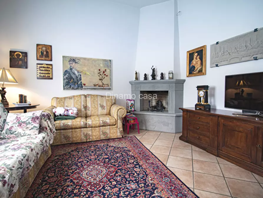casa indipendente in vendita a Prato