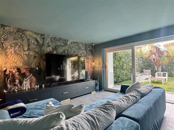 casa indipendente in vendita a Prato in zona La Querce