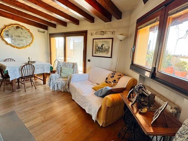 appartamento in vendita a Prato