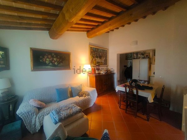 appartamento in vendita a Prato in zona Fontanelle