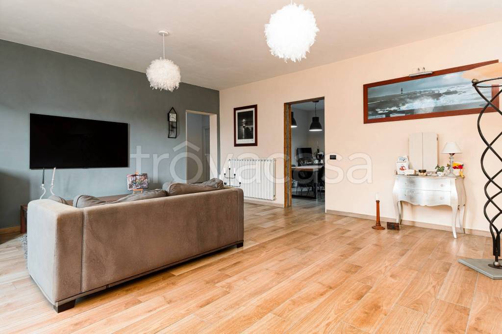 appartamento in vendita a Prato in zona Maliseti