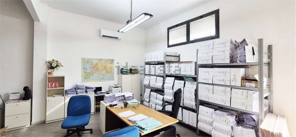 ufficio in vendita a Prato