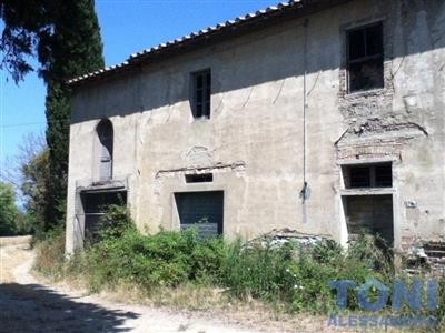 casa indipendente in vendita a Prato in zona Casale