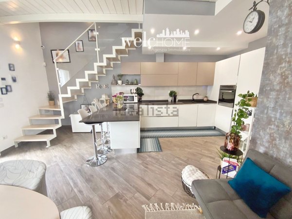 casa indipendente in vendita a Prato in zona Grignano