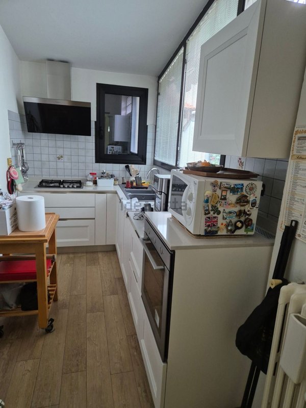 casa indipendente in vendita a Prato