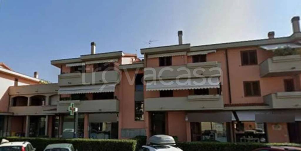 appartamento in vendita a Prato in zona Sant'Ippolito