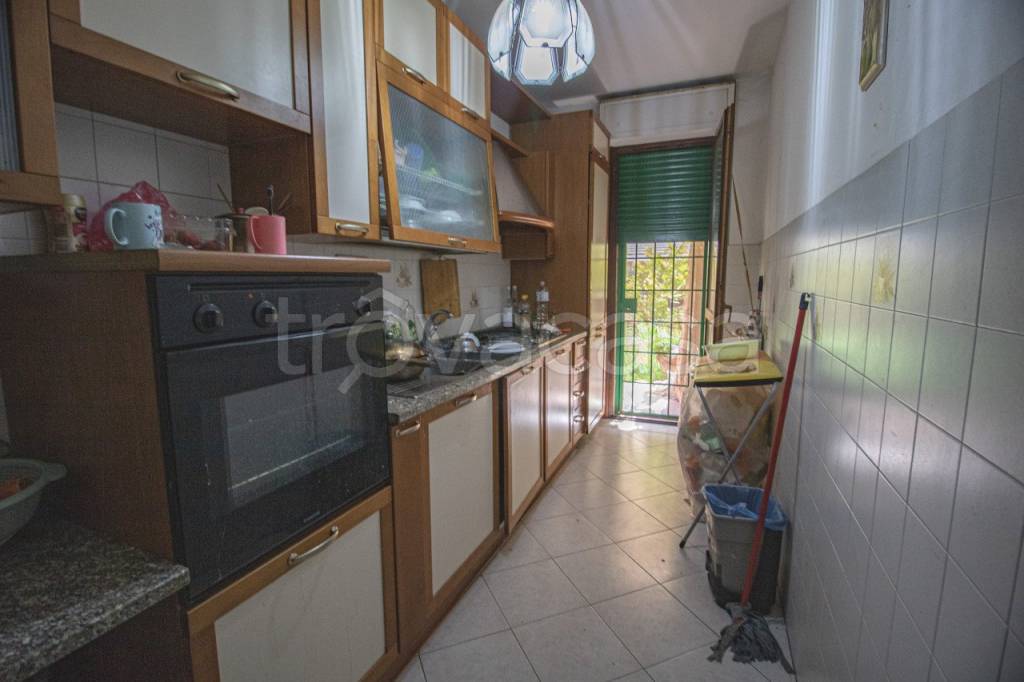 appartamento in vendita a Prato in zona Grignano