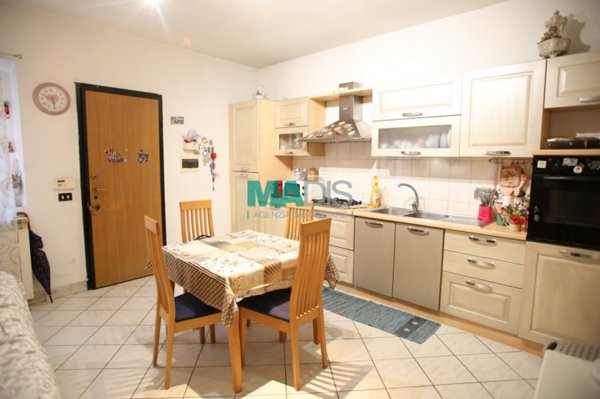 casa indipendente in vendita a Prato in zona San Giusto