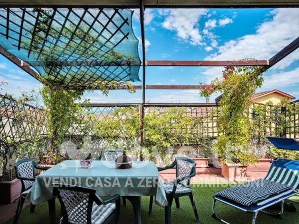 appartamento in vendita a Prato in zona Iolo